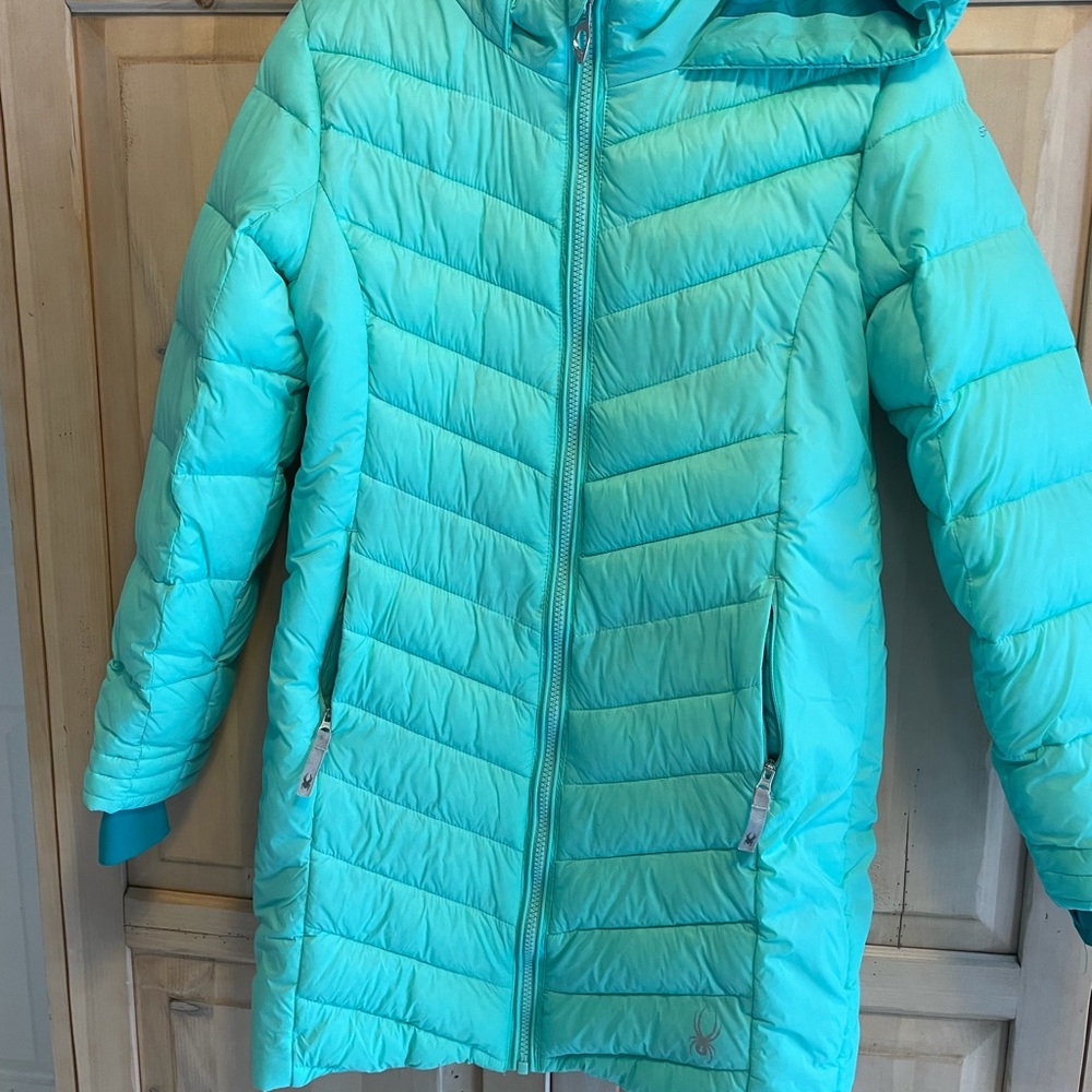 Girls Spyder down coat. Girls side large 14/16. Like new.